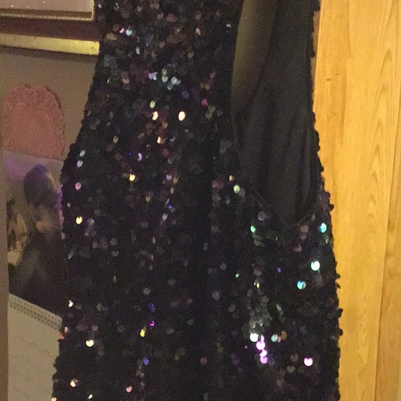 Guess Black Sequin Sleeveless Tank - Picture 10 of 12